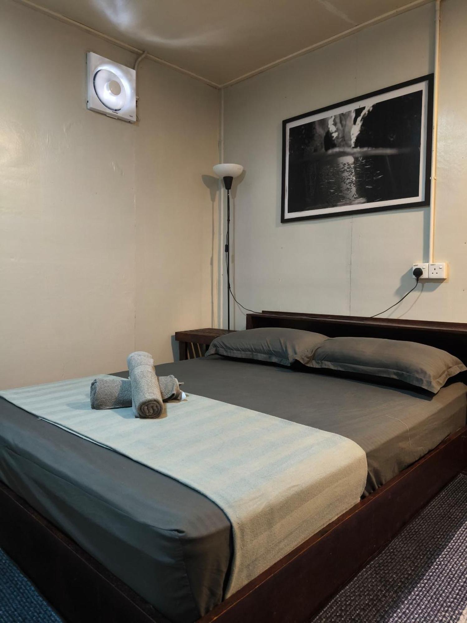 Seahorse Diver Guesthouse Kampong Pasir Panjang  Екстериор снимка