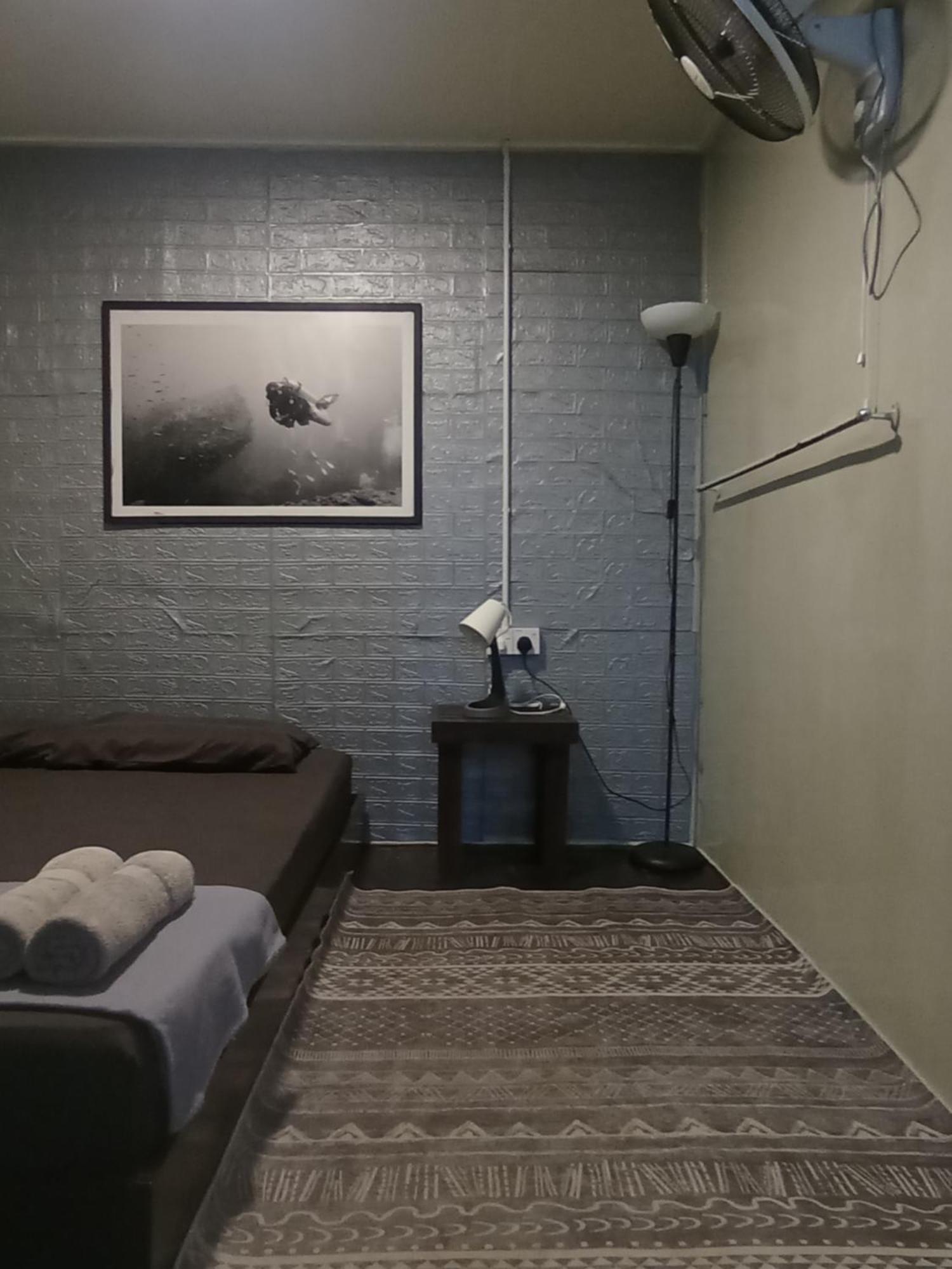 Seahorse Diver Guesthouse Kampong Pasir Panjang  Екстериор снимка