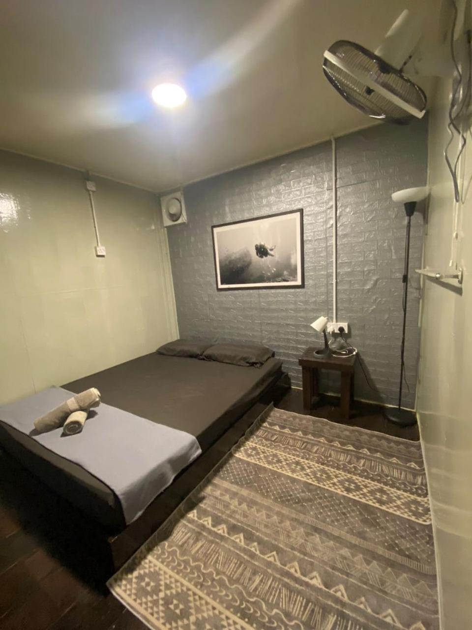 Seahorse Diver Guesthouse Kampong Pasir Panjang  Екстериор снимка